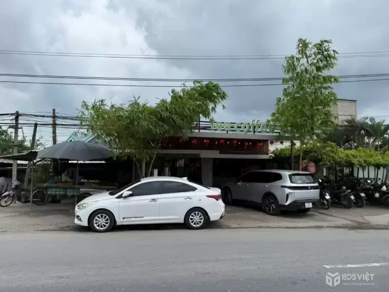 Bán nhà mặt tiền kinh doanh đường ĐT 824 , Lương Hòa , Bến Lức tdt 440m2 (24m2 thổ) giá 7,5 tỷ