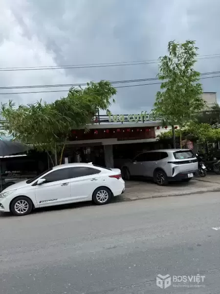 Bán nhà mặt tiền kinh doanh đường ĐT 824 , Lương Hòa , Bến Lức tdt 440m2 (24m2 thổ) giá 7,5 tỷ