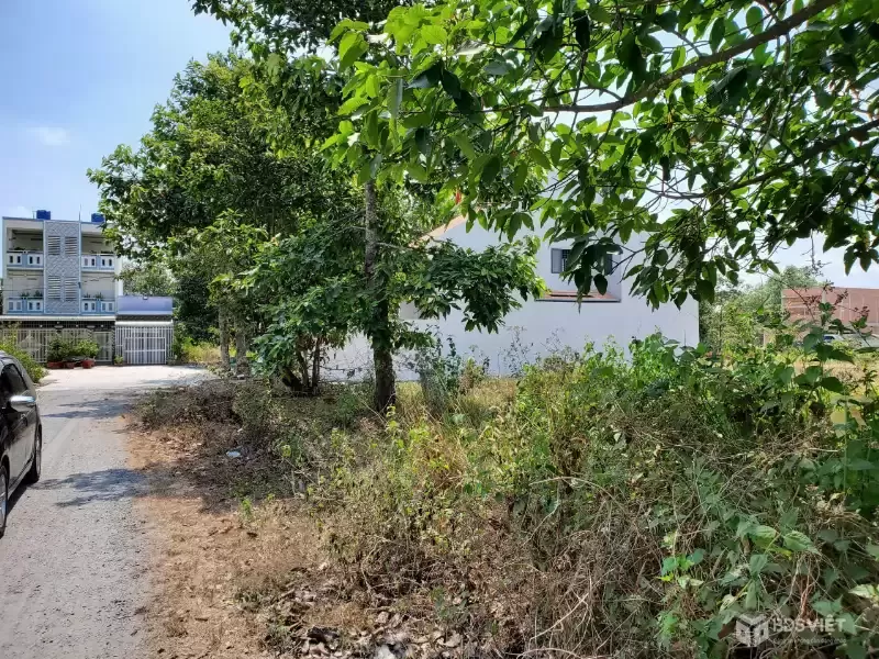 Bán nền thổ cư đường số 4, KDC 135 , thị trấn Bến Lức dt 144m2 giá 3,4 tỷ