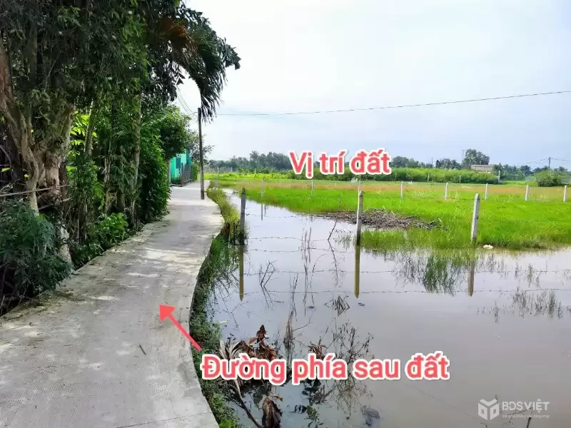 CẦN BÁN 1000M2 ĐẤT VƯỜN 2 MT ĐƯỜNG LÁNG CÁT