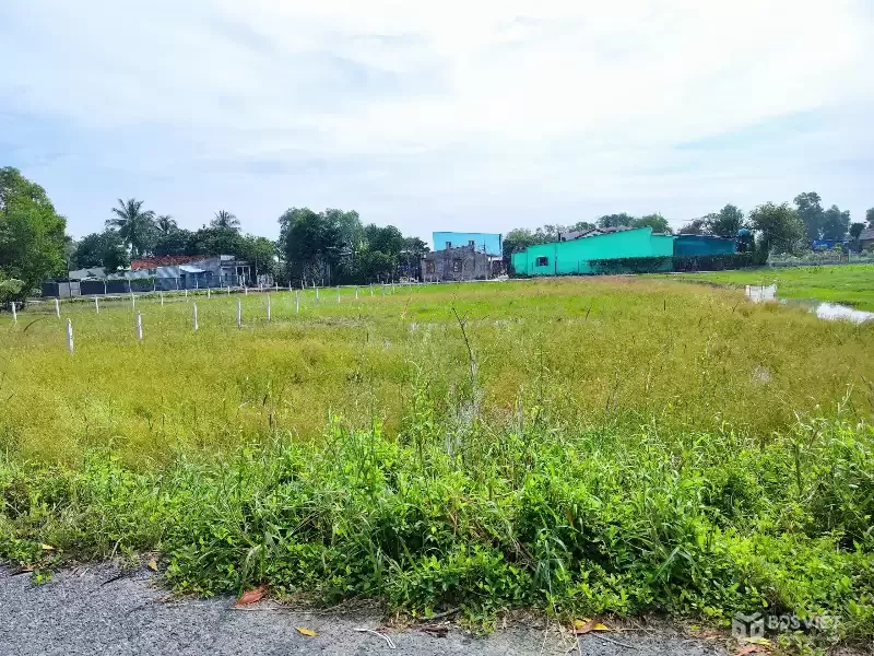 CẦN BÁN 1000M2 ĐẤT VƯỜN 2 MT ĐƯỜNG LÁNG CÁT