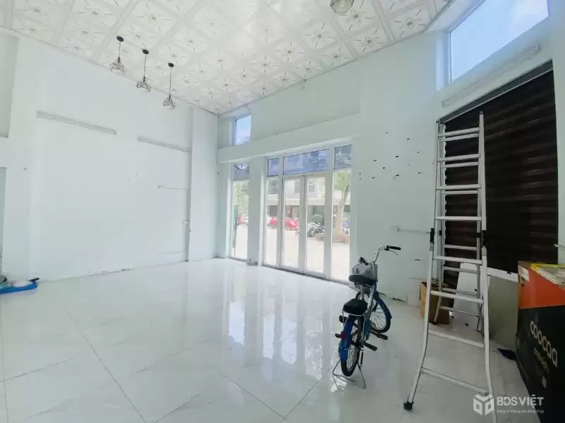 Cho thuê Căn Góc Shophouse tầng 1 chung cư làm Văn Phòng, spa, nail