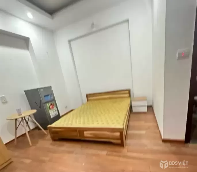 Bán nhà Cầu Giấy gần Đại học Thương Mại, Quốc Gia, Sư Phạm 40m2 hơn 7 đồng