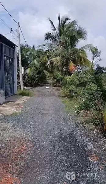 Bán đất vườn , đường xe hơi tới đất xã Lương Hòa dt 500m2 giá 700 triệu