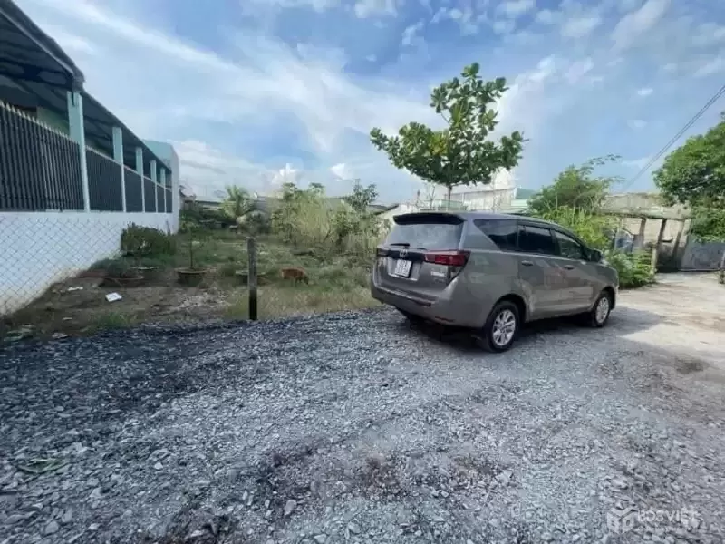 Bán đất thổ cư đường oto ấp 6 , Thạnh Đức dt 300m2 full thổ giá 1,85 tỷ