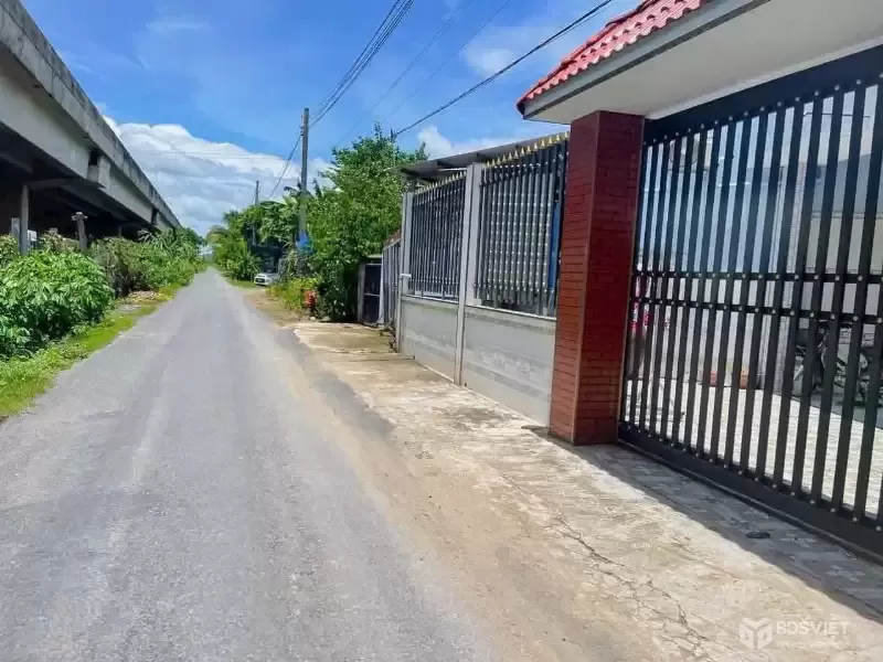 Bán đất thổ cư đường oto ấp 6 , Thạnh Đức dt 300m2 full thổ giá 1,85 tỷ