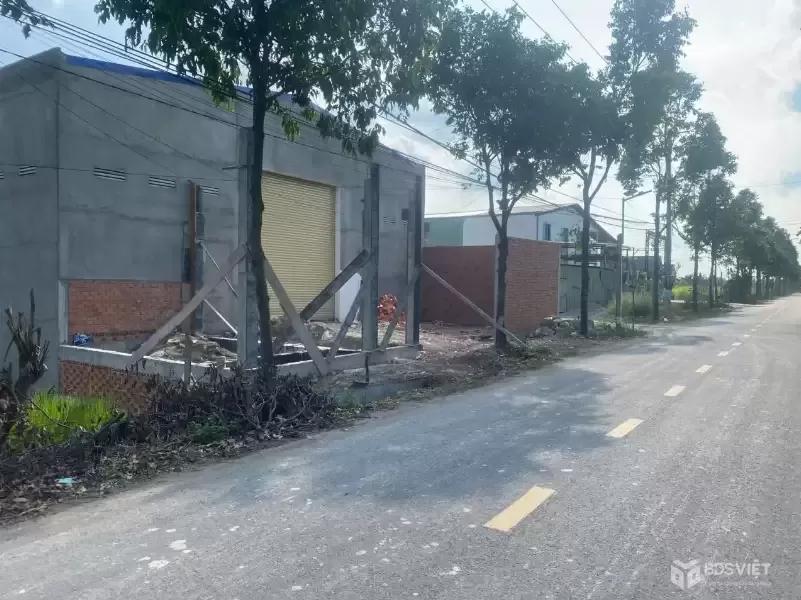 Bán đất mặt tiền đường nhựa ấp 10, Lương Hòa dt 1008m2 (250m2 thổ ) giá 6 tỷ