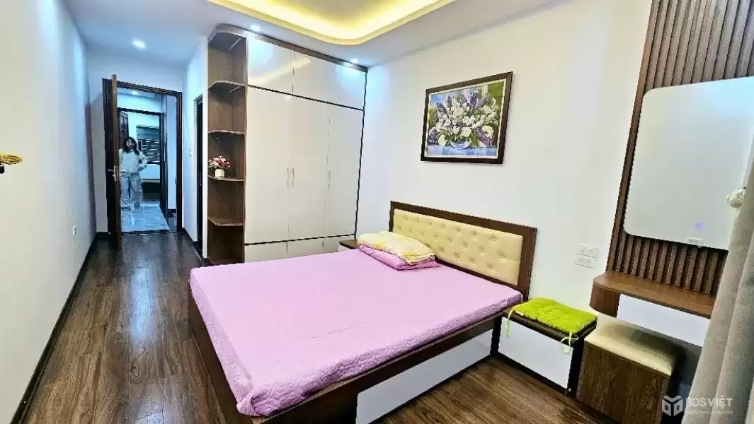 văn cao DT 45m x5 tầng 16,8 tỷ ngõ 3m thông,cách ô tô 30m,gần phố,gần hồ tây