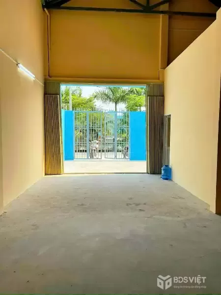 CẦN BÁN 149M2 KHO CÓ 1 LỬNG MT ĐƯỜNG T7