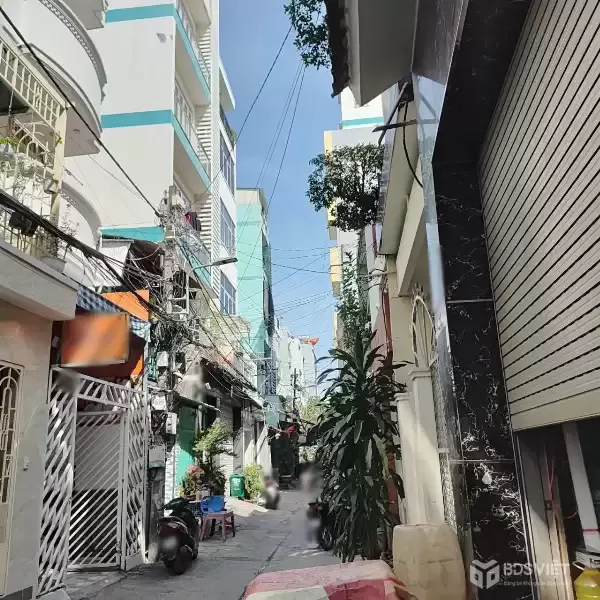 Nhà gần MT đường nhánh Dương Bá Trạc P1Q8