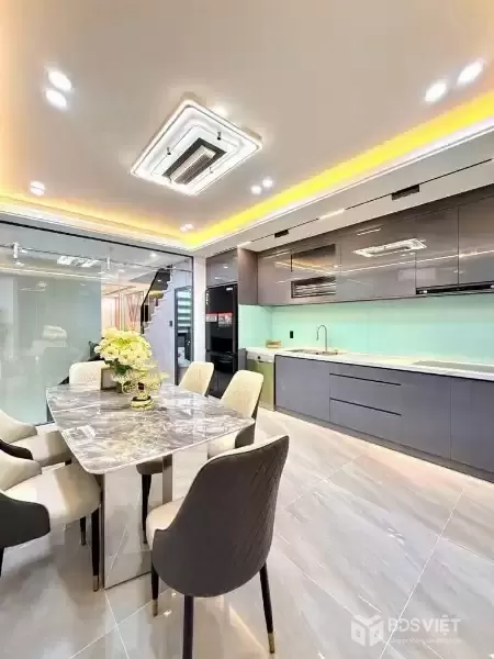 ???? CHÍNH CHỦ CẦN BÁN NHÀ - LẠC LONG QUÂN 56M² – MT 8M – Ô TÔ TRÁNH – KINH DOANH – GẦN HỒ TÂY – CHỈ 17 TỶ