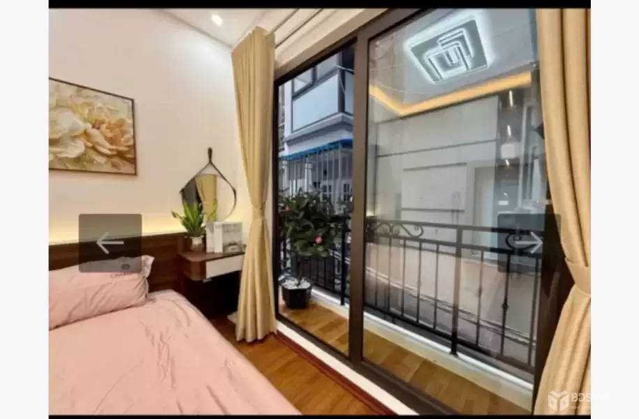 ???? NHÀ LÔ GÓC HUỲNH THÚC KHÁNG – 70M² – 5 TẦNG – MT 6M – Ô CHỜ THANG MÁY – 16 TỶ