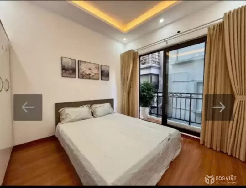 ???? NHÀ LÔ GÓC HUỲNH THÚC KHÁNG – 70M² – 5 TẦNG – MT 6M – Ô CHỜ THANG MÁY – 16 TỶ