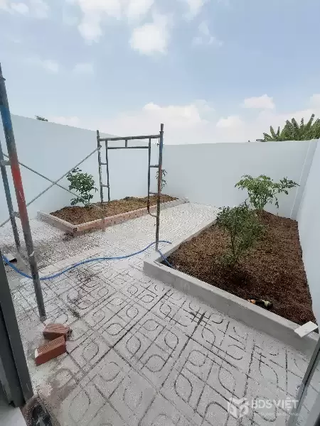 Bán nhà mới xây Phước Lợi, Bến lức dt 150m2 đã hoàn công có sân rộng trước sau ,1 lầu , 2pn,2wc giá 2,2 tỷ