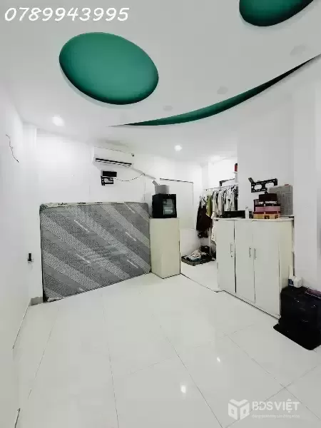 Bán nhà  quận 3 Cách Mạng Thán 8 hẻm gần 3m, 30m ngang 4.5m, giá chỉ 3 tỷ9