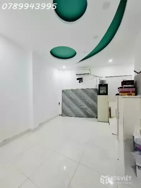 Bán nhà  quận 3 Cách Mạng Thán 8 hẻm gần 3m, 30m ngang 4.5m, giá chỉ 3 tỷ9