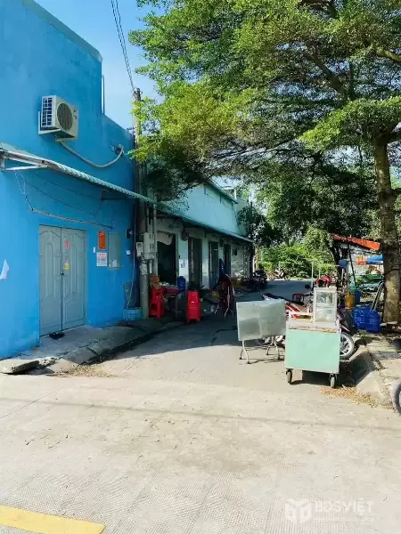 Bán gấp dãy trọ 6 phòng có gác , đường xe tải thông sau KCN Thuận Đạo dt 120m2 giá 1,65 tỷ