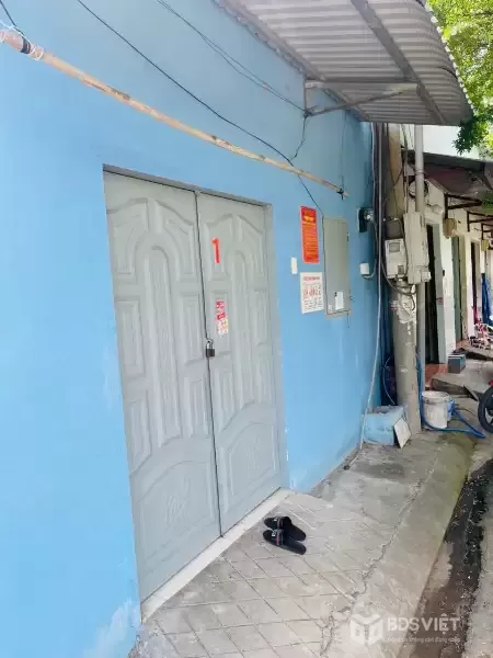 Bán gấp dãy trọ 6 phòng có gác , đường xe tải thông sau KCN Thuận Đạo dt 120m2 giá 1,65 tỷ