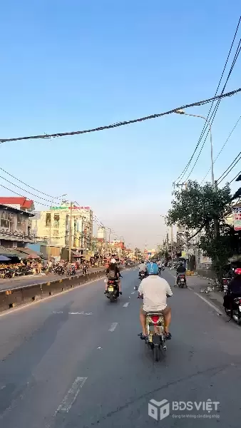 CẦN BÁN 200M2 NHÀ 1 TẤM ĐẸP MT ĐƯỜNG NGUYỄN HỮU TRÍ