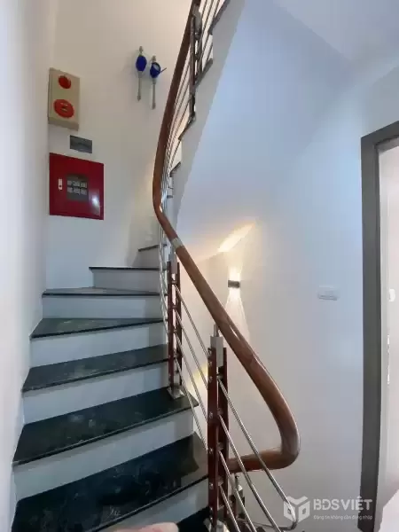 Bán Nhà An Trạch  50m2. 7 tầng. mặt tiền 4m. giá đẹp 13.3 Tỷ Đống Đa Hà Nội