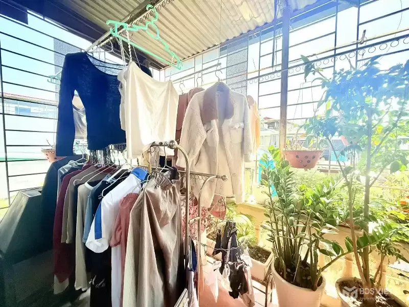 Bán Nhà Minh Khai 40m2. 4 tầng. mặt tiền 4.4m. giá 9.3 Tỷ Hai Bà Trưng Hà Nội