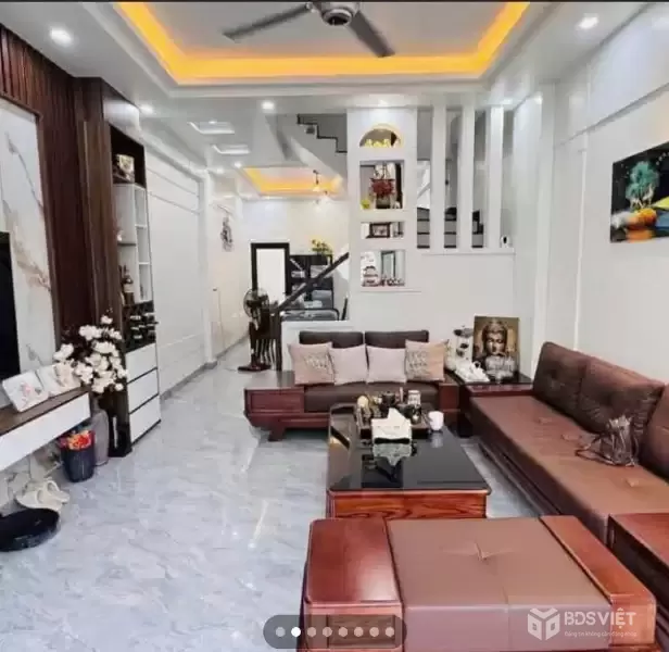 ???? ĐẶNG VĂN NGỮ – 56M² – 4 TẦNG – MT 6M – 17,9 TỶ
NGÕ NÔNG – 5M RA Ô TÔ TRÁNH – NGAY SÂN CHƠI – KHU DÂN TRÍ CAO