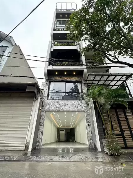 BÁN NHÀ ĐẸP Tư Đình - Long Biên
???? 8 tầng thang máy – ô tô vào nhà – full nội thất cao cấp