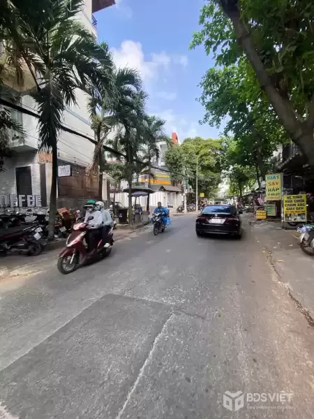 Bán nhà hẻm xe hơi Nguyễn Gia Trí, Bình Thạnh, 170m2, HDT 30tr, 23 tỷ, xây cao