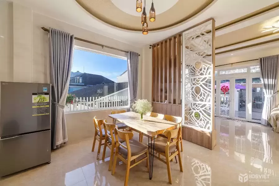 Cho thuê Villa 6 phòng ngủ đường Hùng Vương phường 9 Đà Lạt 20 triệu