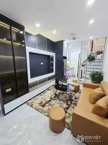 ???? TRƯỜNG CHINH – 62M² – 6 TẦNG – MT 8.6M – 21.5 TỶ
MẶT NGÕ TO NHƯ PHỐ – Ô TÔ TRÁNH – KINH DOANH SẦM UẤT