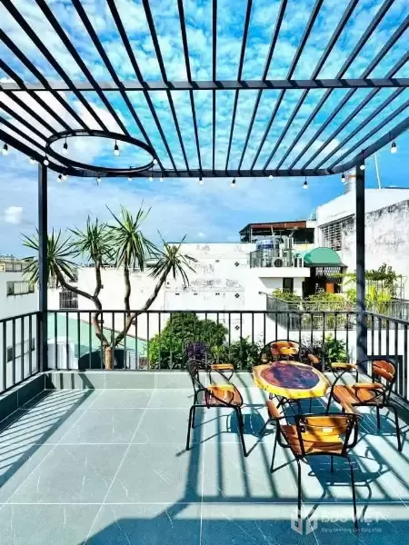 ???? TRƯỜNG CHINH – 62M² – 6 TẦNG – MT 8.6M – 21.5 TỶ
MẶT NGÕ TO NHƯ PHỐ – Ô TÔ TRÁNH – KINH DOANH SẦM UẤT