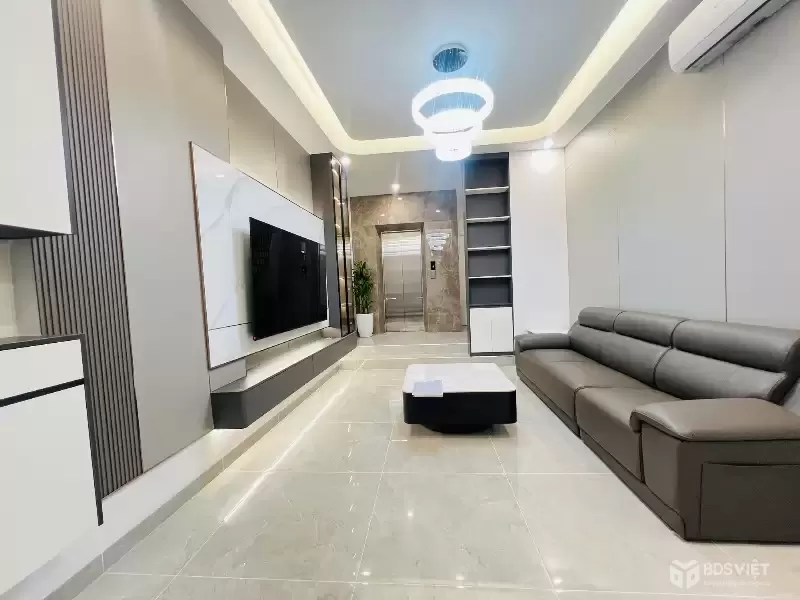 Bán Nhà  Kim Mã 38m2. 6 tầng. mặt tiền 4m. giá 16.5 Tỷ Ba Đình Hà Nội