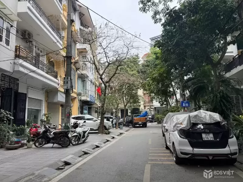 Bán Nhà Đầm Trấu 47m2. 5 tầng. mặt tiền 6m. giá 20 TỶ Hai Bà Trưng Hà Nội