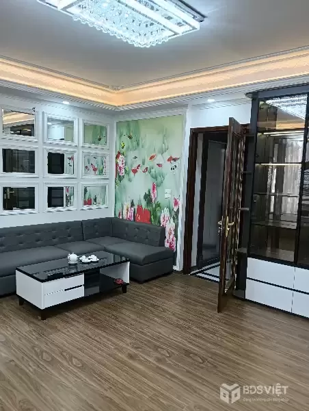 Bán Nhà Minh Khai 37/40m2. 6 tầng. mặt tiền 5.5m. giá 18.2 tỷ Hai Bà Trưng Hà Nội