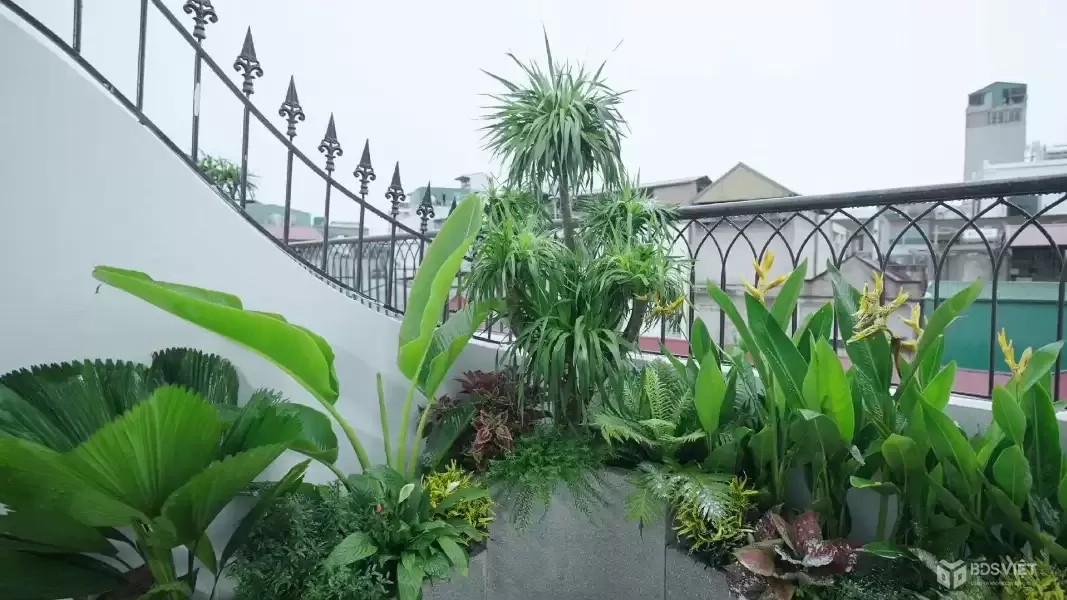 NHÀ LÔ GÓC – NGÕ Ô TÔ TẢI – CÁCH PHỐ HOÀNG HOA THÁM HƠN 20M
Căn nhà hiếm trong khu Ba Đình, vị trí cực đẹp – ở sướng, đi lại thuận tiện, có thể kinh doanh