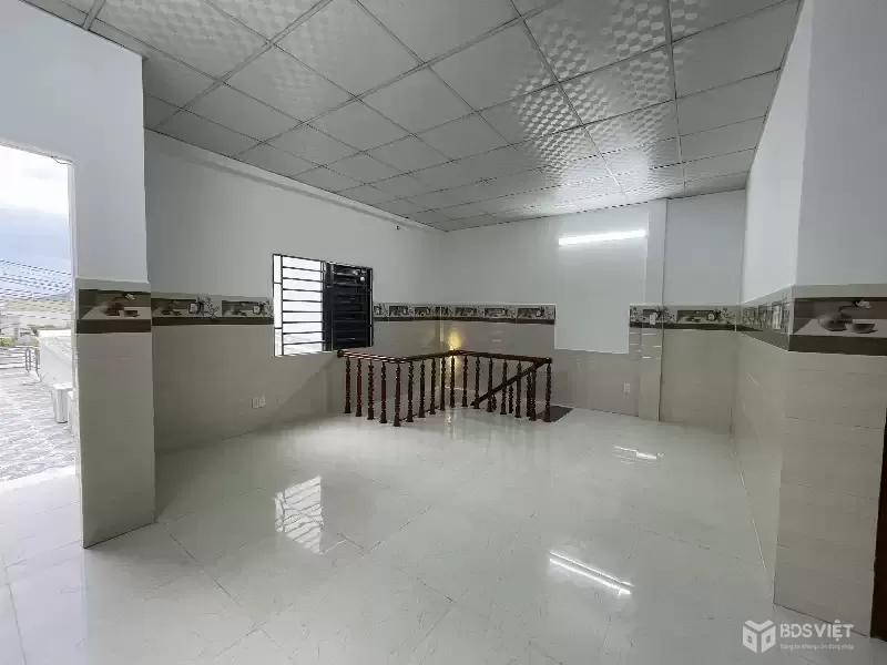 Nhà 2 tầng Vĩnh Hải Nha Trang – ô tô vào tận nơi – DT 133m² – gần biển 2,3km – 4,5 tỷ