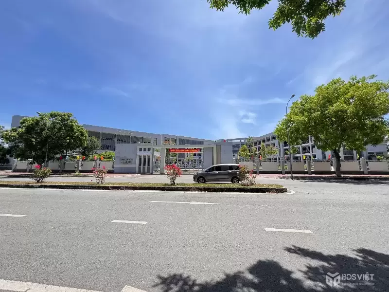 ĐẤT LÔ GÓC 2 MẶT TIỀN KDC CHÂU THỚI – BÌNH AN, DĨ AN  150M²  NGANG 7.5M  6.4 TỶ