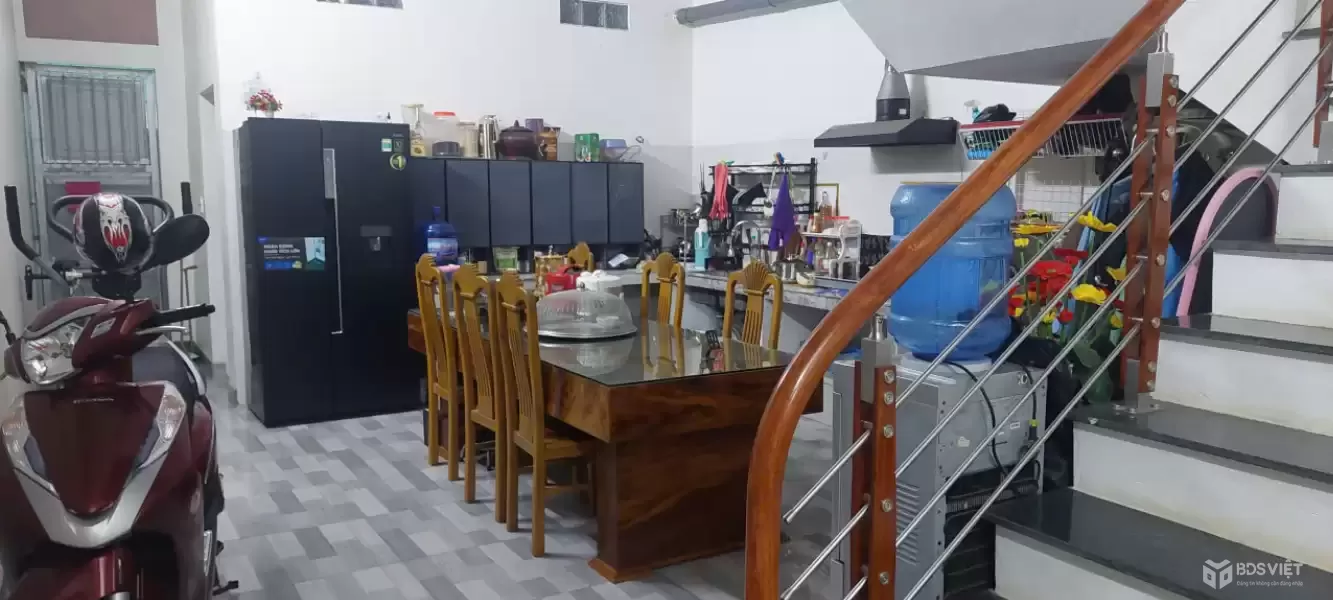 NHÀ ĐẸP- GIÁ TỐT CHÍNH CHỦ CẦN BÁN NHANH CĂN NHÀ 2 tầng thuận tiện kinh doanh huyện Thạch Thất, HN