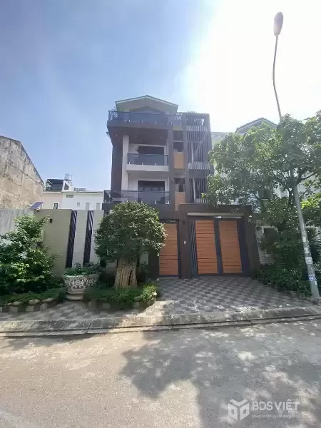 Xuất cảnh bán gấp biệt thự 400m2 gần Bát Nàn UBND Thủ Đức, 65 Tỷ - SHR