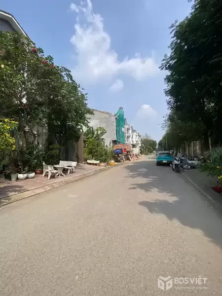 Xuất cảnh bán gấp biệt thự 400m2 gần Bát Nàn UBND Thủ Đức, 65 Tỷ - SHR