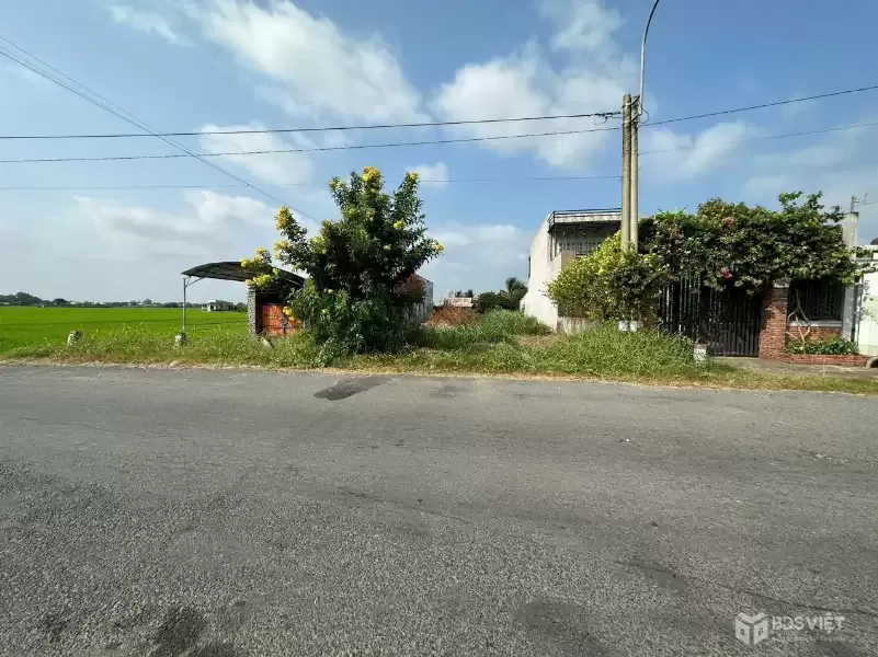 Bán đất mặt tiền Cao Thị Mai, xã Bình Trinh Đông , Tân Trụ dt 195,5m2 full thổ giá 1,468 tỷ