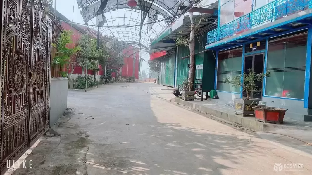 CẦN BÁN LÔ ĐẤT VỊ TRÍ CỰC TIÊM NĂNG , SÁT ĐƯỜNG TỈNH LỘ 418  ,DT - 87,8 M FUN THỔ CƯ  GIÁ NHỈNH 2 TỶ -  KHUÔN THỬA ĐẸP MIỄN BÀN , KHU DÂN CƯ ,THỊ TRẤN HUYỆN 4,5 KM