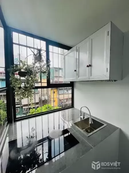 bán nhà tập thể nghĩa tân 60m 2 ngủ giá 4,55 tỷ ô tô đỗ cửa