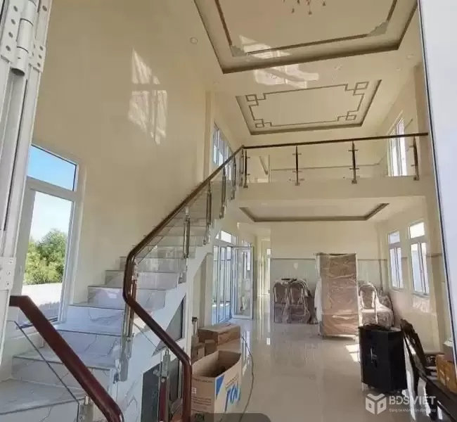 Bán nhà vườn tdt 1276,5m2 chưa thổ xã Bình Đức 1 lửng 2pn,2wc giá chốt 2,8 tỷ