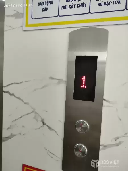 Bán gấp giá rẻ chung cư Sơn Tây 50m, tầng 2, mặt tiền 4m, 2.4 tỷ Ba Đình