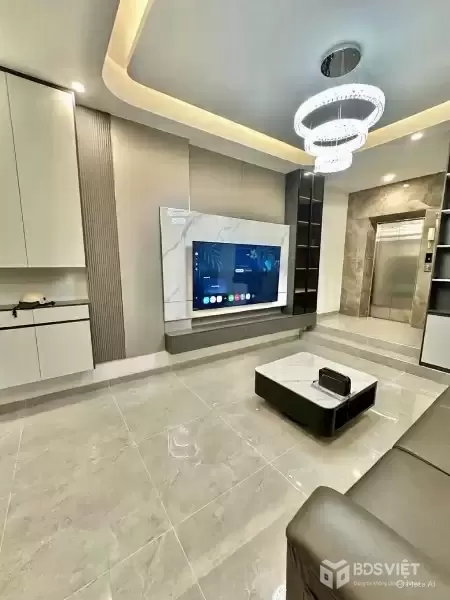 kim mã DT 40m x6 tầng thang máy,lô góc,10m ra mặt phố giá 16,5 tỷ