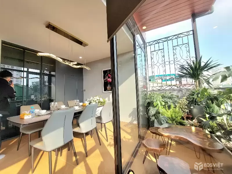 Nhà mới phố Bạch Mai DT 48m2x6T thang máy - full nội thất- cách phố 15m ở luôn 