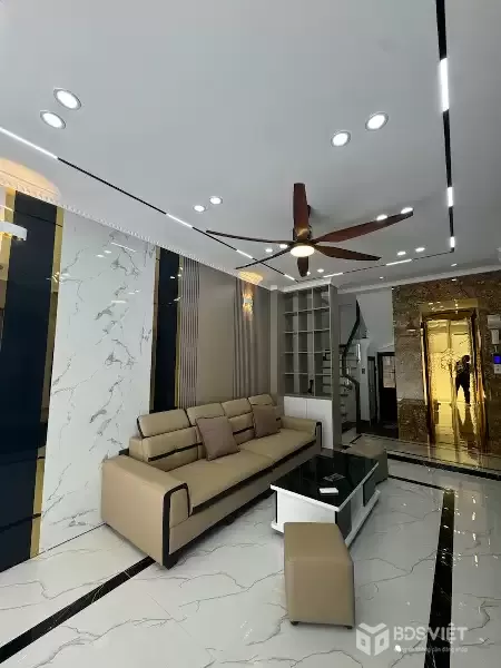 SIÊU PHẨM NGỌC THỤY LONG BIÊN 6 TẦNG THANG MÁY Ô TÔ ĐỖ CỬA 40m MT 4m 9 TỶ PULL NỘI THẤT