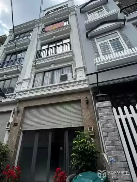 Nhà Đường Hoàng Hoa Thám Phường 5 Quận Bình Thạnh Cũ.