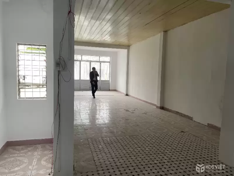 Bán nhà mặt tiền Lê Duẩn 68m2 gần Cầu Sông Hàn, vị trí kinh doanh đẹp, giá 22.5 tỷ